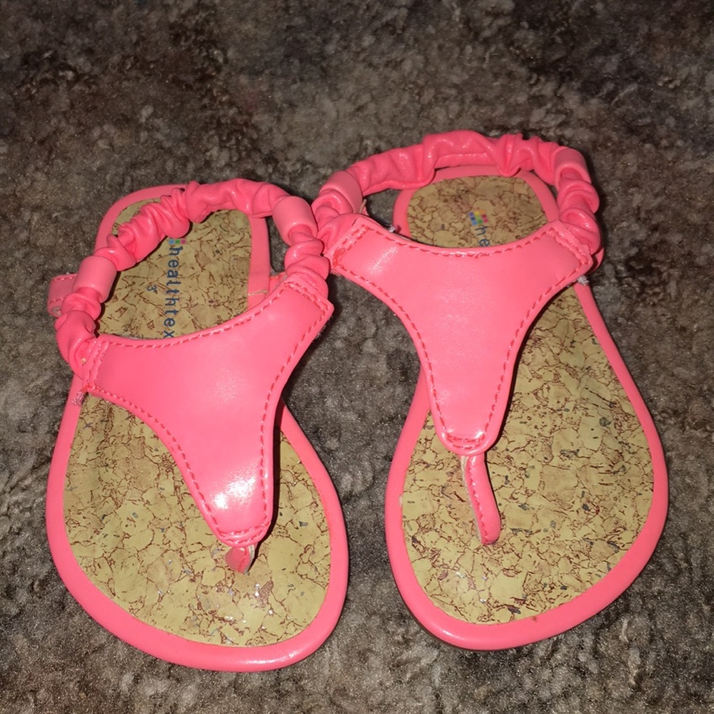 Pink/salmon sandals